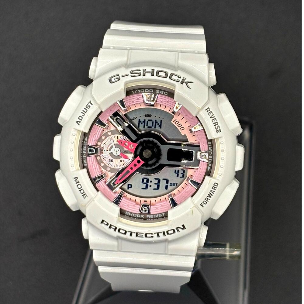 Casio G-Shock GMA-S110MP-7A S-Series White Pink Analog Digital Watch
